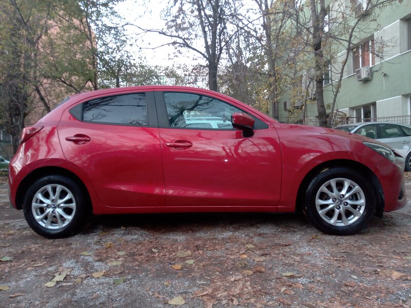 Mazda 2