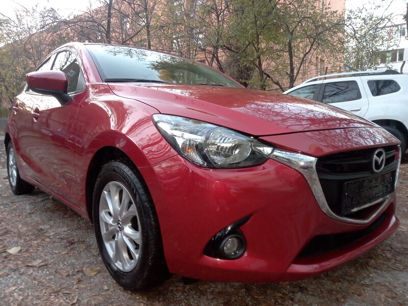 Mazda 2
