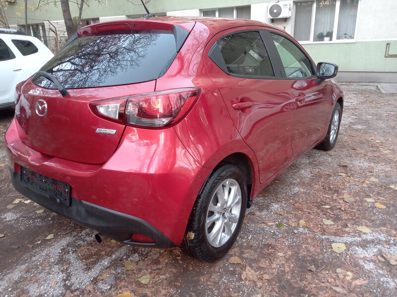 Mazda 2